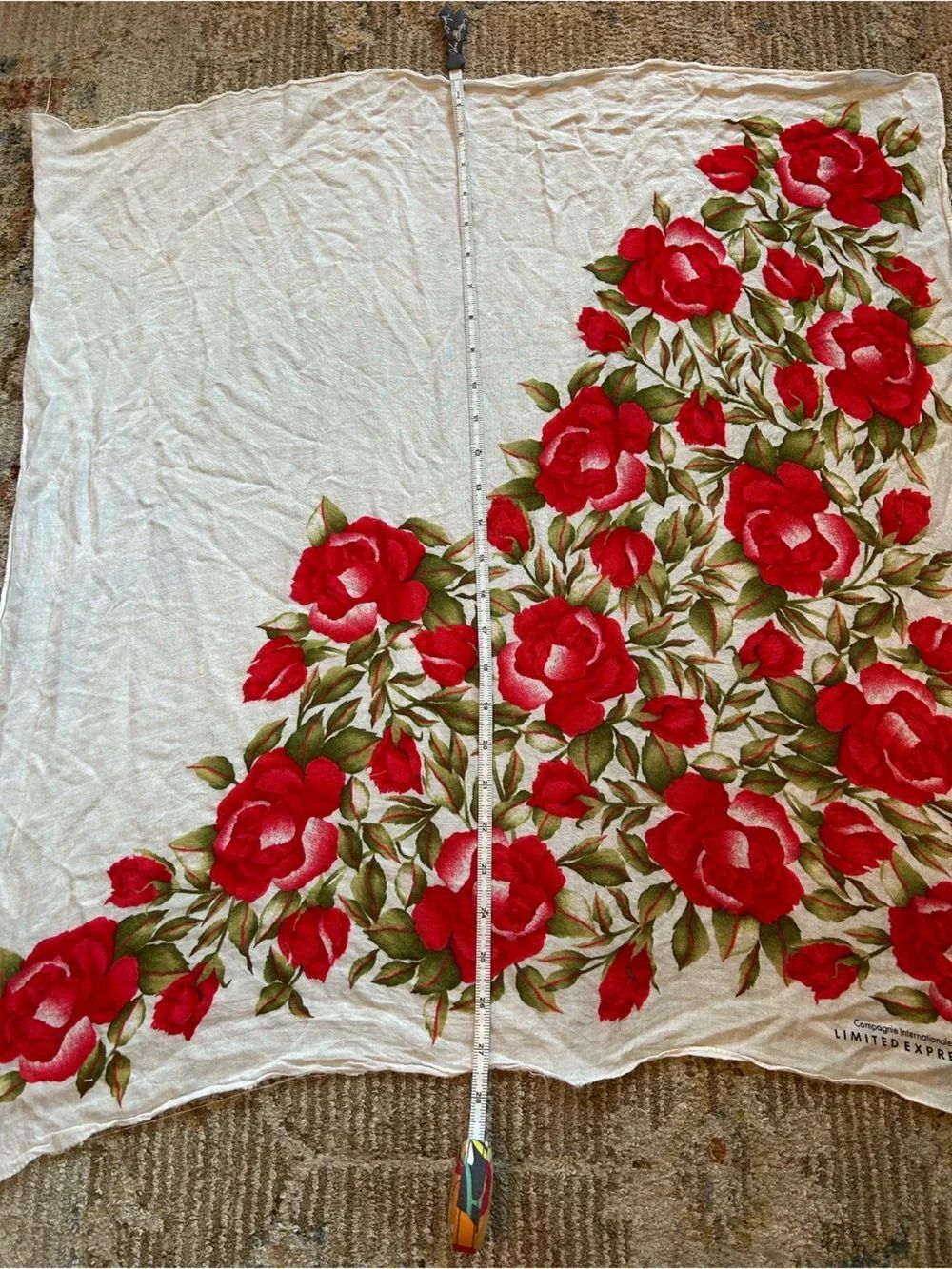 Vintage Limited Express White Square Scarf with Red Rose and Green Leaf Print - Picture 5 of 9